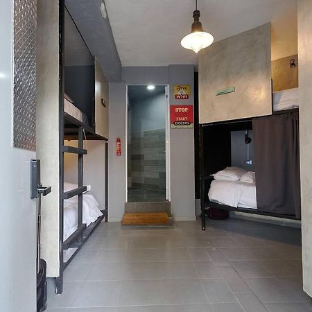 We Hostel And Suites Miraflores By Stand Out Hotels Collection Santo Domingo Exterior foto